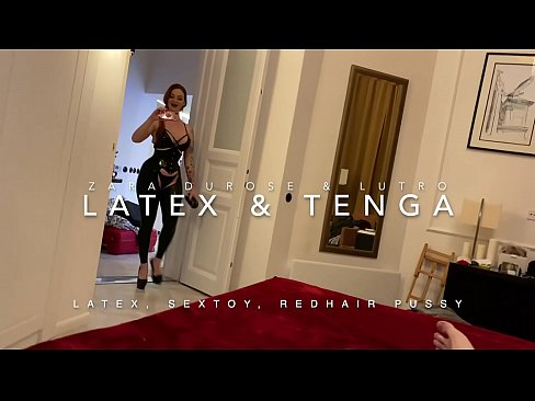 ❤️ Sorellastra dai capelli rossi in costume di latex scopata dal fratellastro Pornoal it.teencumpot.ru ❌